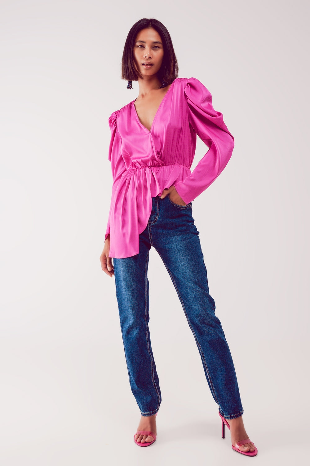 Q2 Blusa assimétrica com