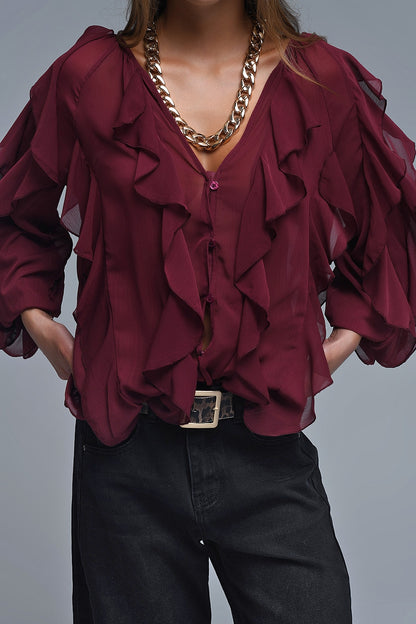 Blusa bordeaux com decote em V e folhos