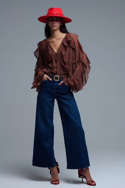 Blusa castanha com decote em V e folhos
