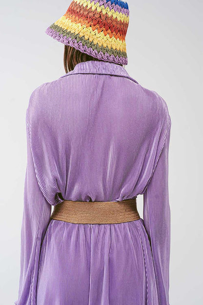 Blusa transpassada plissada de cetim em lila