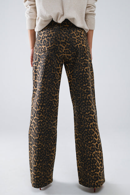Calça padrão leopardo com degradado na frente e nas costas