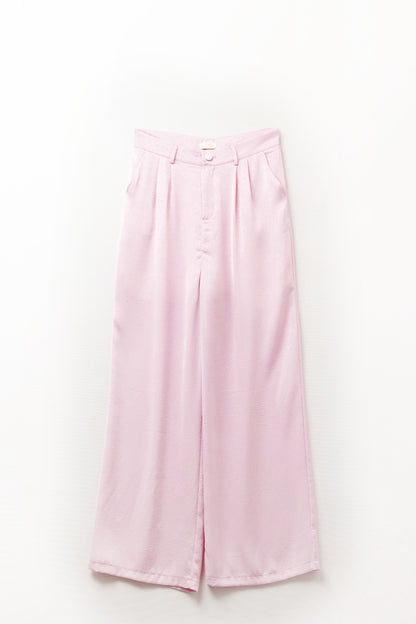 Calça de cetim à medida com perna larga em cor-de-rosa