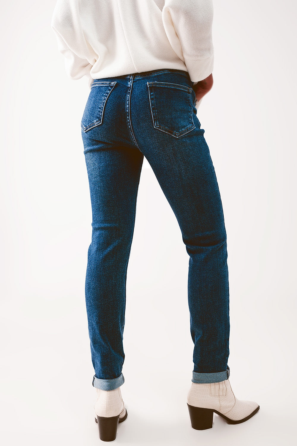 Calças de ganga skinny lavado médio de cintura alta