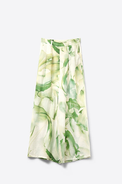 Calça de perna larga com estampado verde aguarela