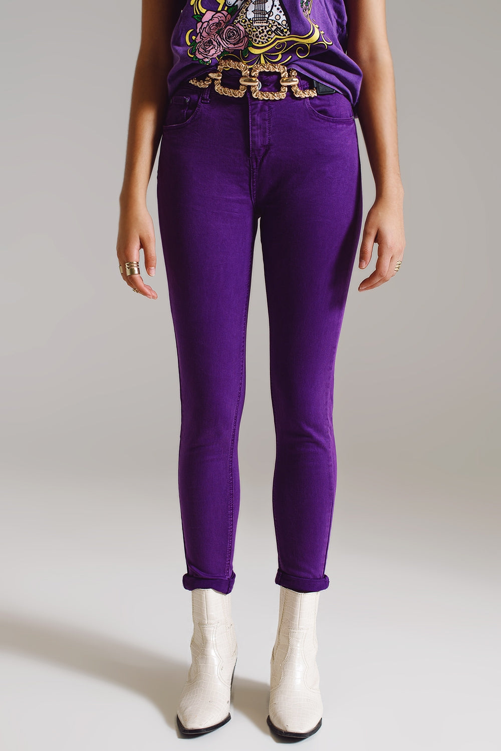 Q2 Calças skinny roxas de tornozelo com rugas suaves