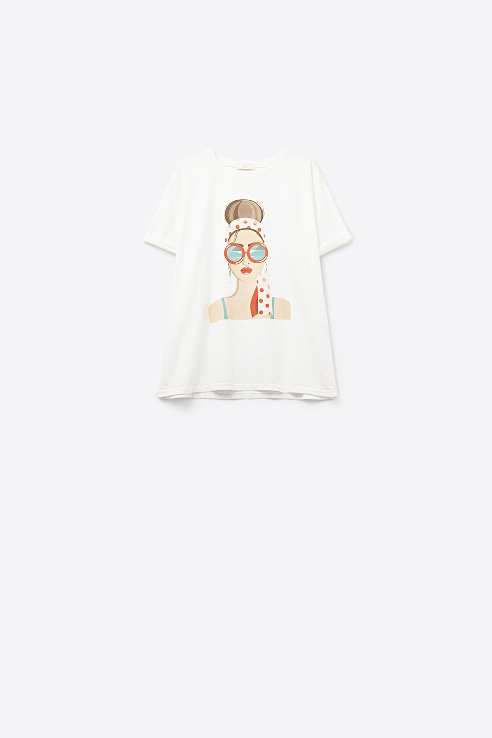 Q2 Camiseta branca feita na Itália com estampa gráfica de garota vintage