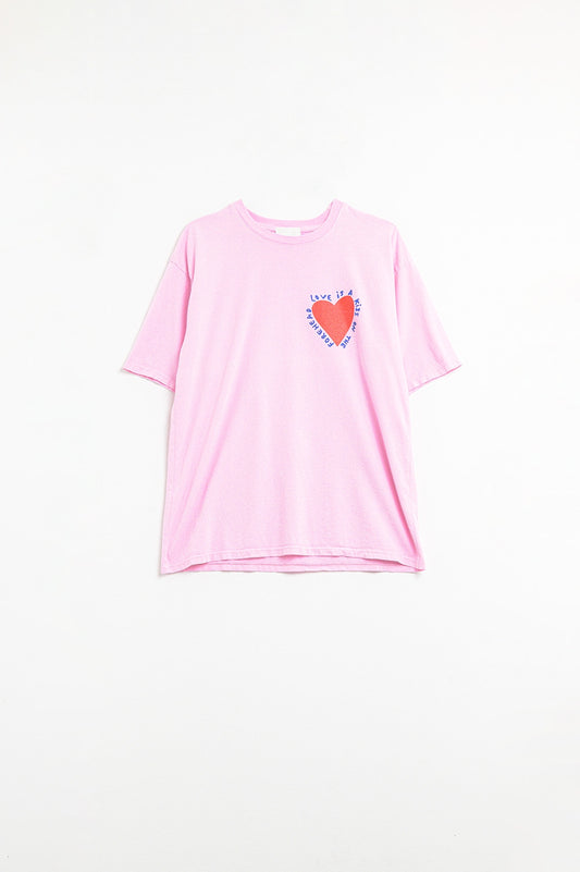 Q2 Camiseta Rosa Com Amor é um Beijo na Testa