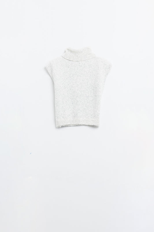 Q2 Camisola aconchegante com gola alta e sem mangas em cinzento
