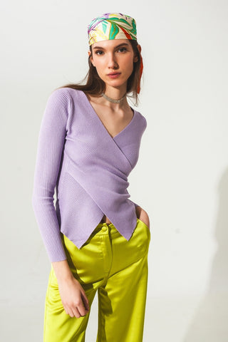 Camisola com gola em V com nervuras roxas
