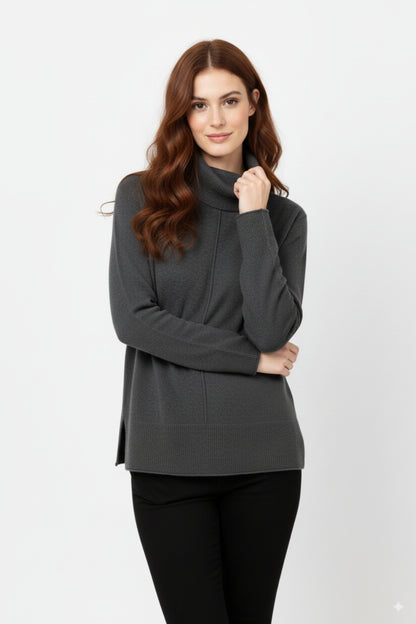 Camisola com gola redonda de grandes dimensões em preto