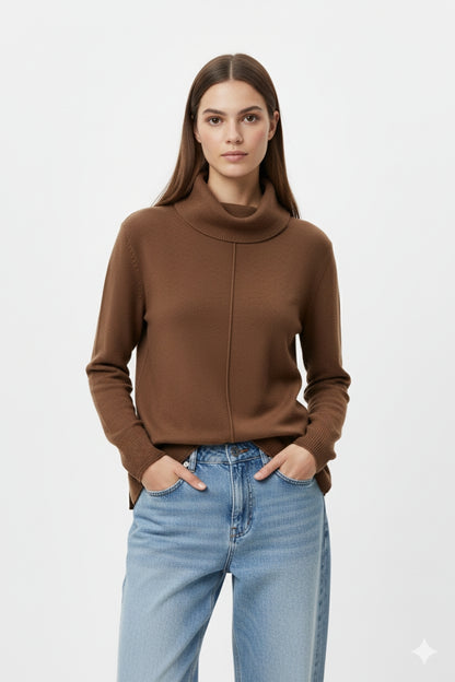 Camisola com gola redonda em castanho