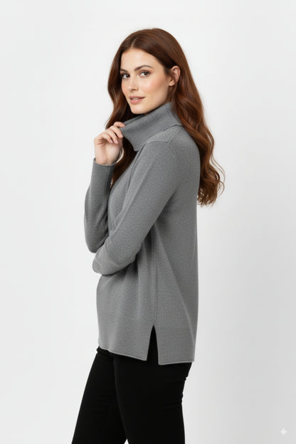 Camisola com gola rolante de grandes dimensões em cinzento