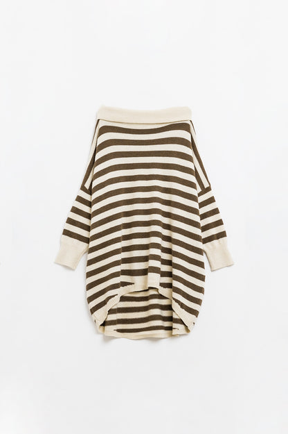Q2 Camisola de gola alta com asas de morcego e riscas em creme e castanho