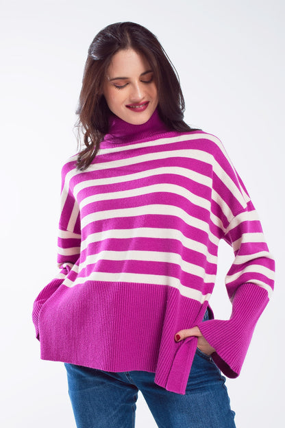 Q2 Camisola de gola alta fúcsia com riscas brancas e fendas laterais