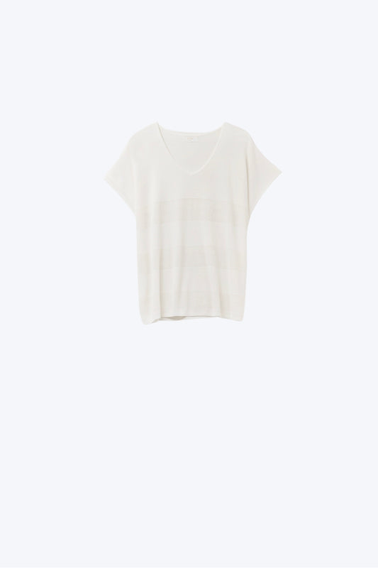 Q2 Camisola de malha branca com decote em V e pormenor de ponto aberto
