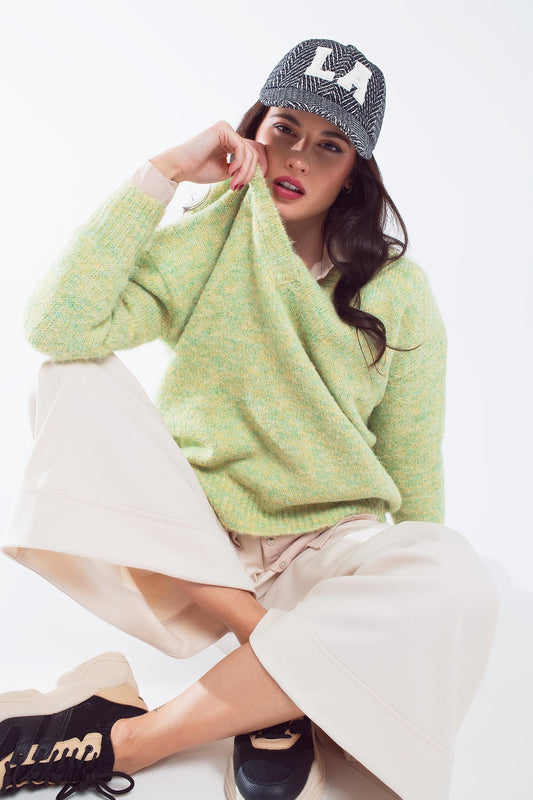Q2 Camisola de malha fofa verde com decote em V