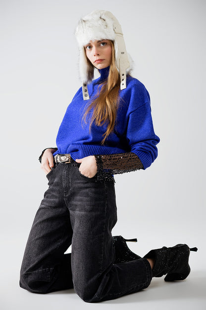 camisola de malha volumosa em azul com gola alta