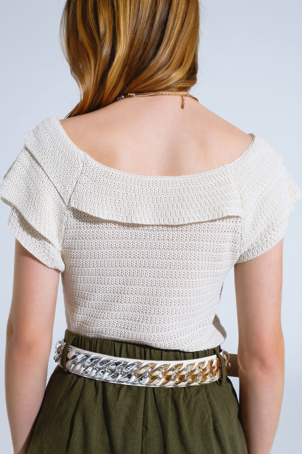 Camisola de manga curta com decote à barco em creme