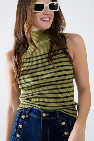 Camisola de tartaruga às riscas em verde azeitona