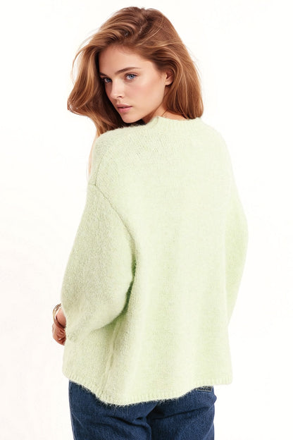 Camisola descontraída com manga 3/4 e gola redonda em verde