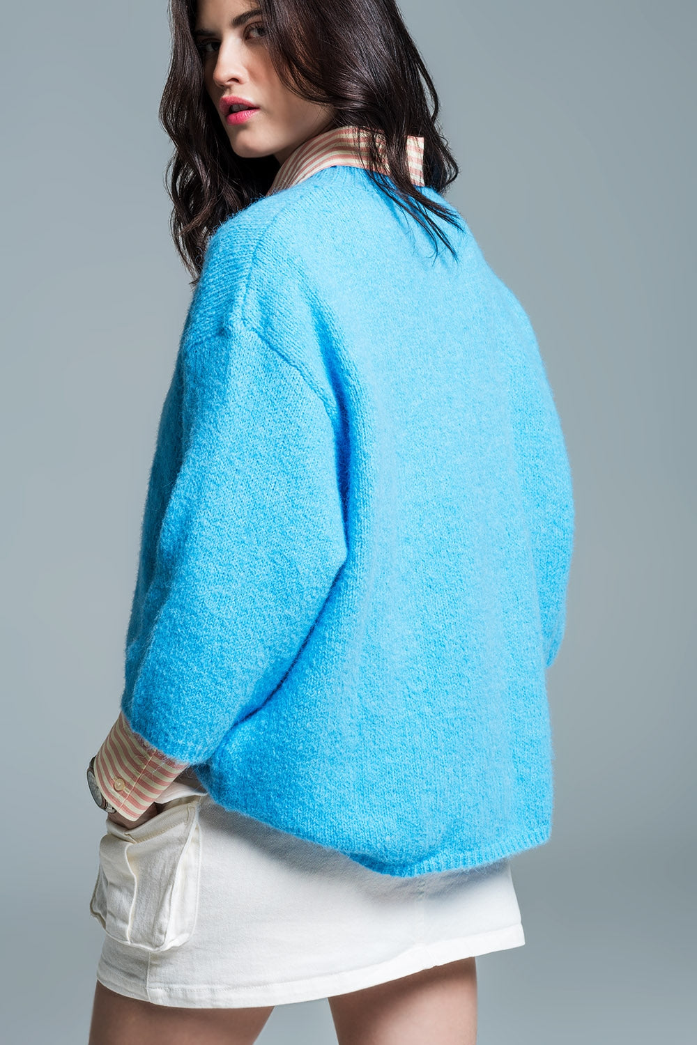 Camisola descontraída com manga francesa e gola redonda em azul