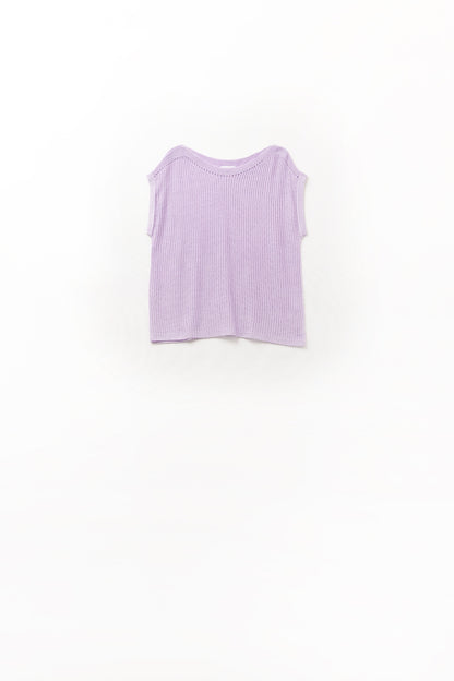 Q2 Camisola lilás com decote canoa e mangas caídas em malha