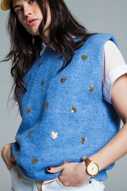 Camisola sem mangas em azul com corações de lantejoulas prateadas