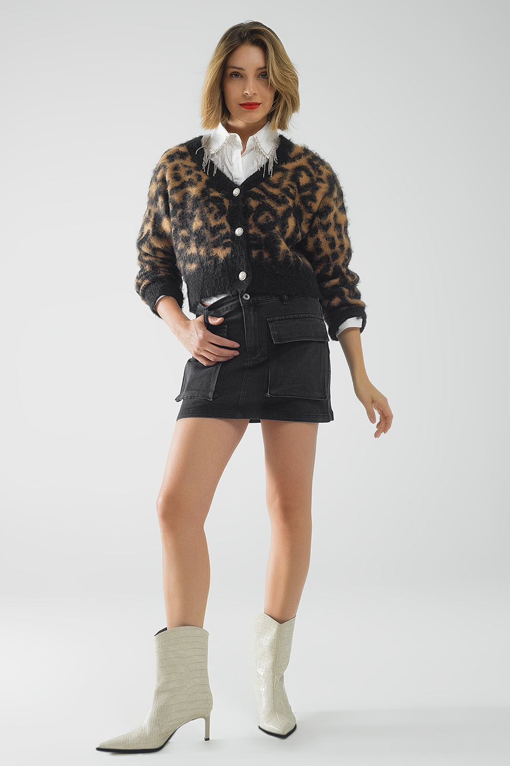 Cardigan estampado de leopardo em malha com lã na cor Camel