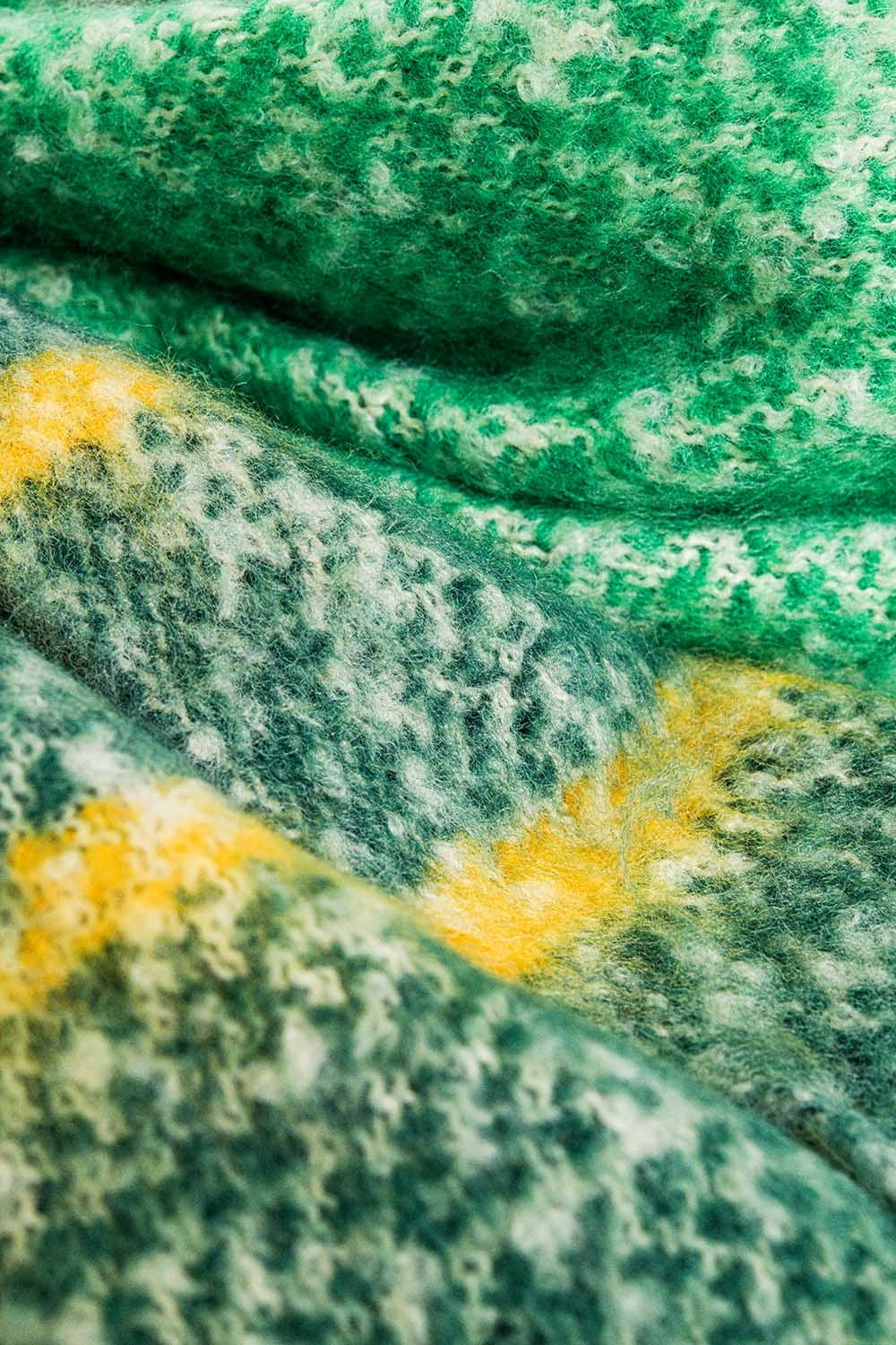 Cachecol Chunky com design de listras em verde e amarelo