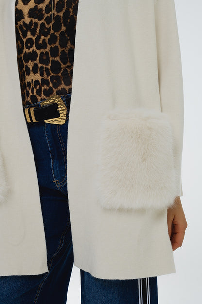 creme Cardigan longo de malha de alta qualidade com bolsos de pele