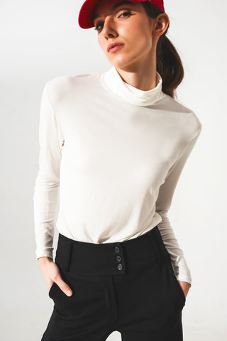 Top gola alta manga longa em modal creme