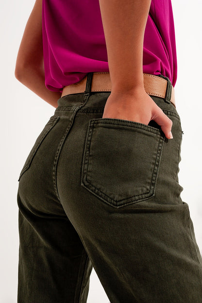 jeans mom de cintura alta e folgada em verde