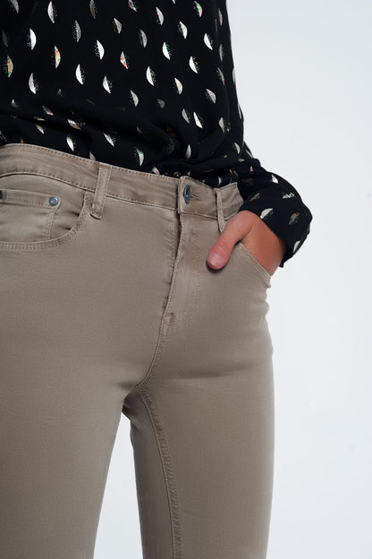 jeans skinny de cintura alta em bege