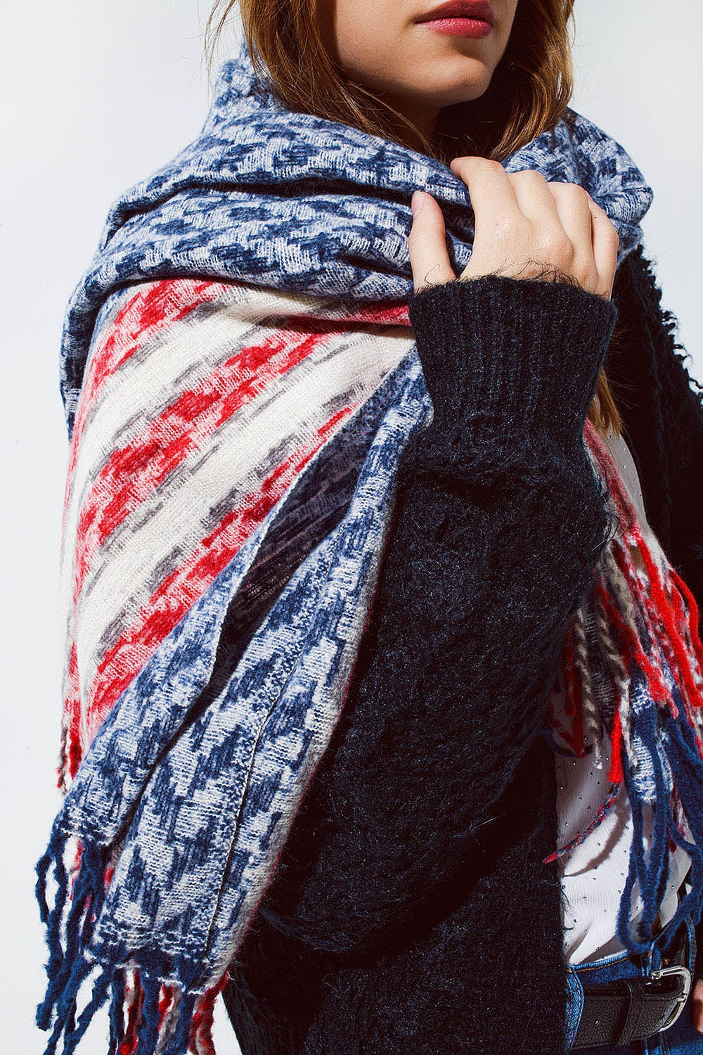 Cachecol americano estilo pied-de-poule em branco, vermelho e azul