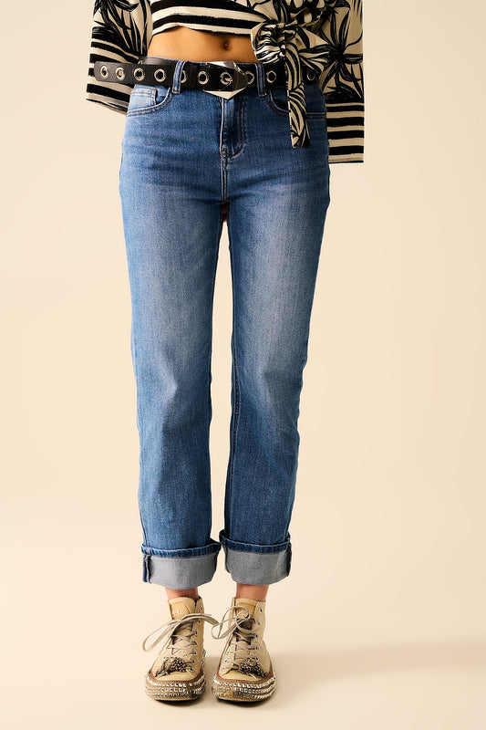 Q2 Jeans elásticos de denim em lavagem média