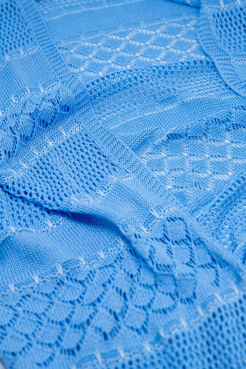 Maxi-casaco de crochê azul bebê com mangas compridas