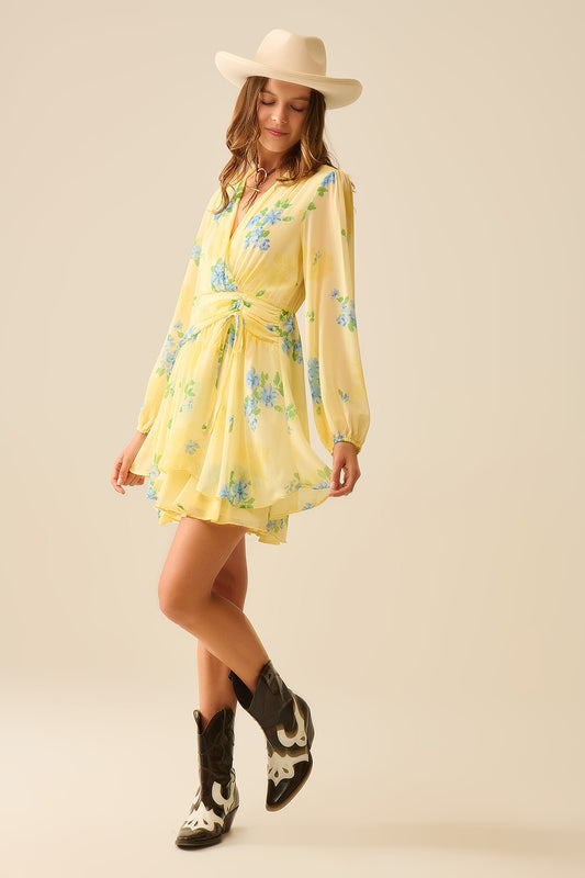 Q2 Minivestido amarelo-manteiga de primavera com folhos