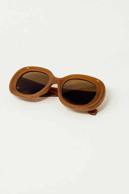 Óculos de sol circulares oversized em marrom