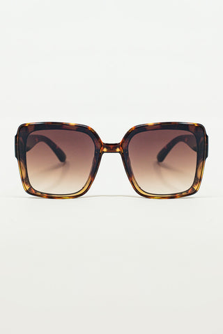 Oversized square Cat Eye Sunglasess in Brown