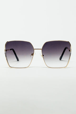 Óculos de sol quadrados grandes de metal com lentes pretas degradê