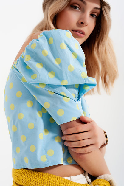 Polka dot top com mangas bufantes e decote quadrado azul e verde