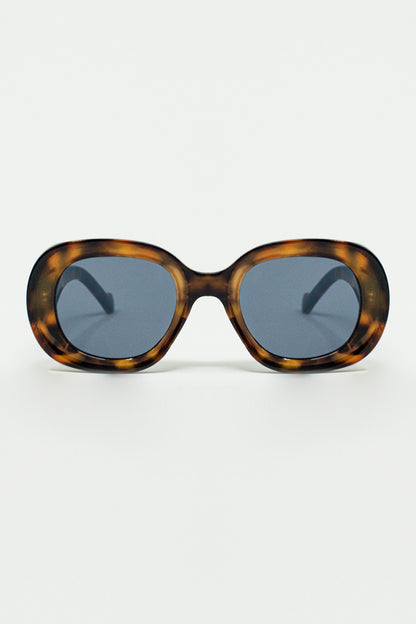 Q2 round polarized sunglasses with dark lenses