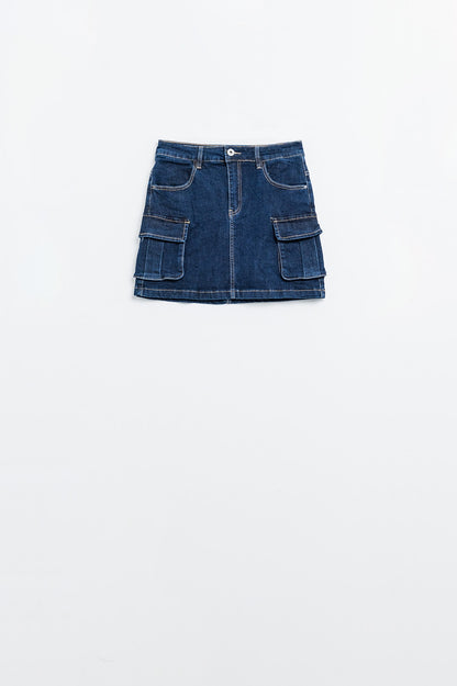 Saia Cargo Jeans em Lavagem Escura Com Costura Contrastante