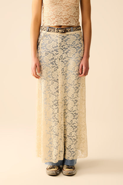 Q2 Saia longa de renda bege com design floral