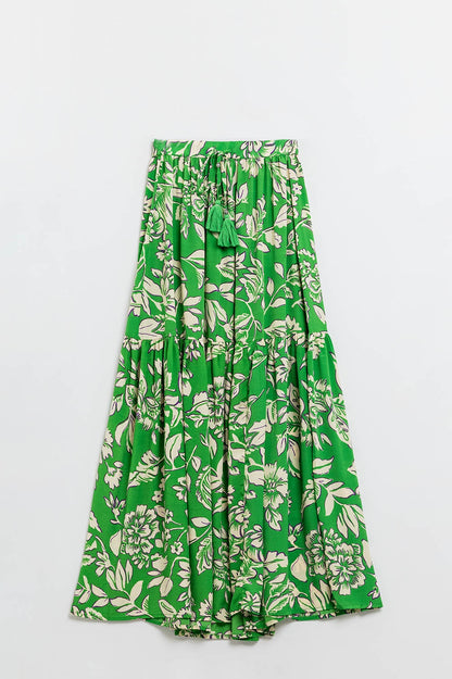 Saia maxi em camadas com estampa floral verde