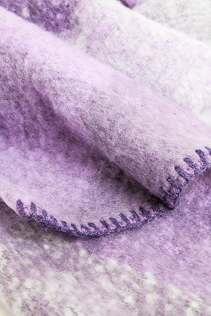 Scarf in beige and purple