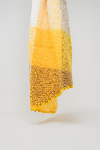 Scarf in beige and yellow