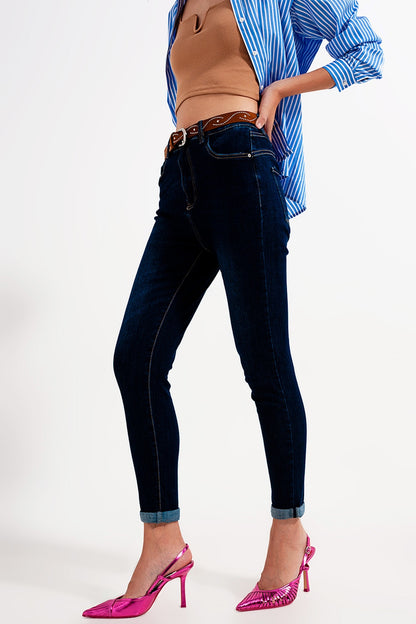 Calça jeans skinny fit azul escuro com lavagem