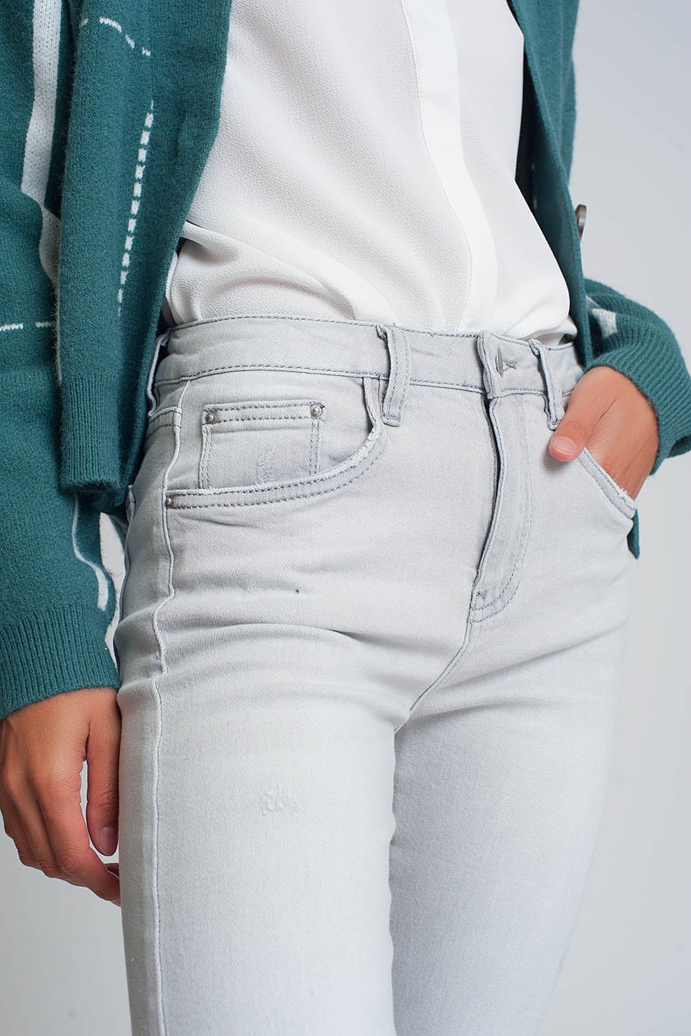 Calça jeans skinny cinza