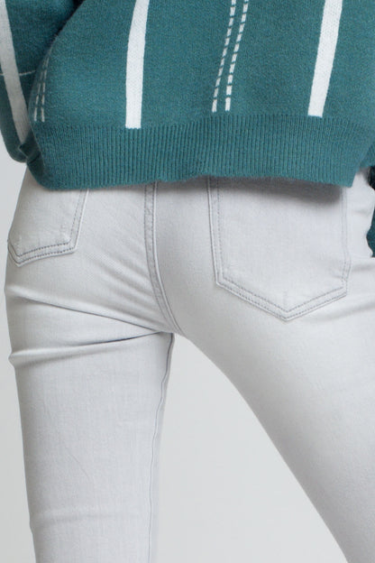 Calça jeans skinny cinza